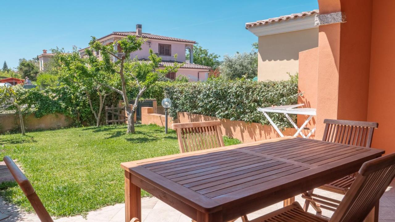 Casa Vacanza la Suaredda San Teodoro  Exterior foto